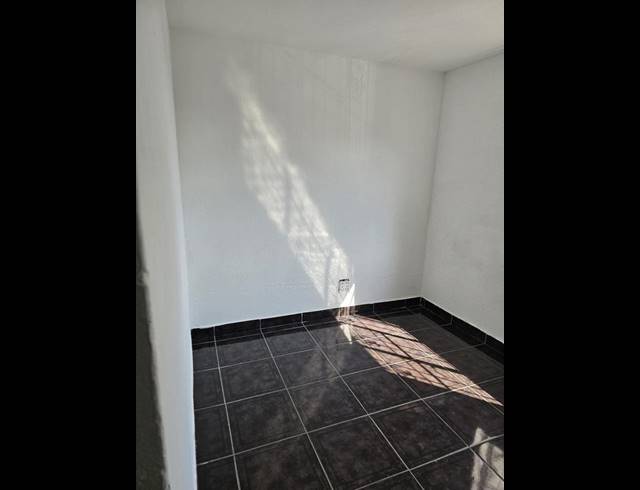 2 BEDROOM TOWNHOUSE FOR SALE IN RIDGEWAY